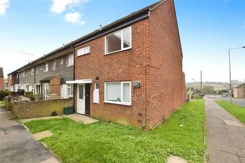 3 bedroom end of terrace house for sale, Hunwicke Road, Colchester, Essex, CO4