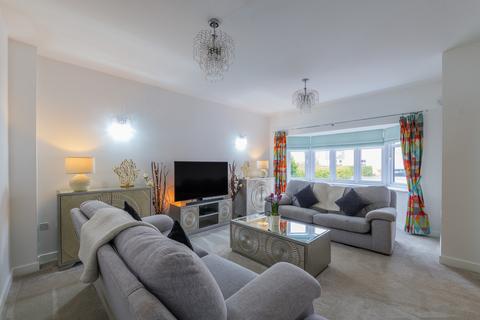 8 Causer Road, Barton Under Needwood, Burton-on-trent, DE13 8FB