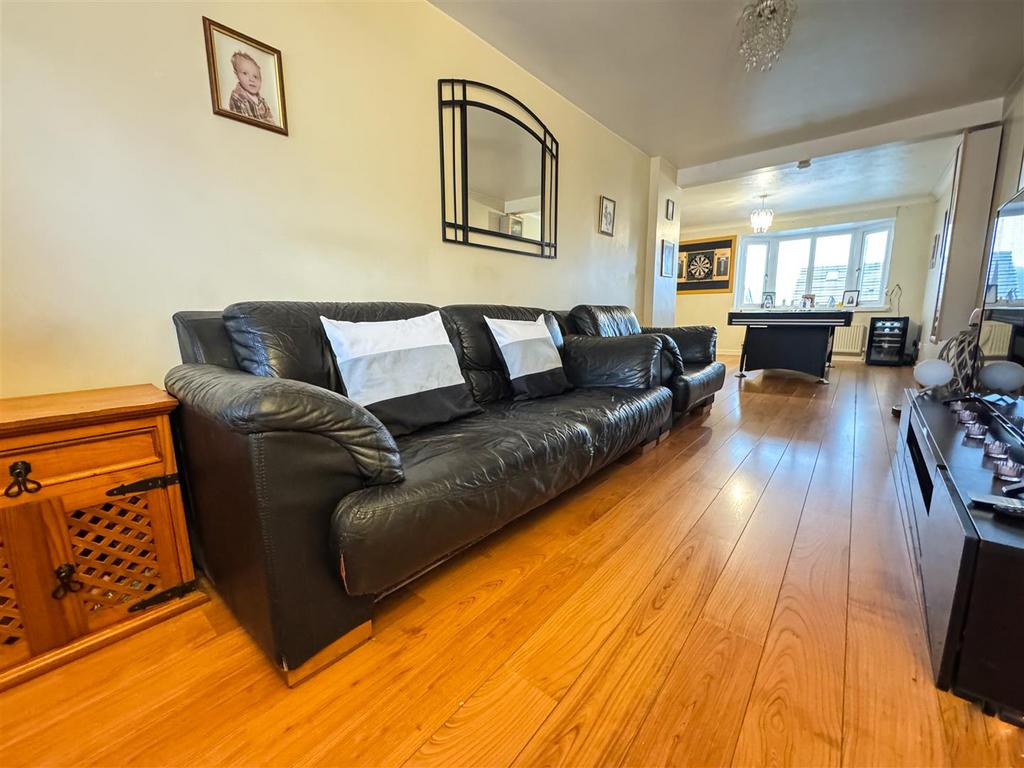 Lounge and games room