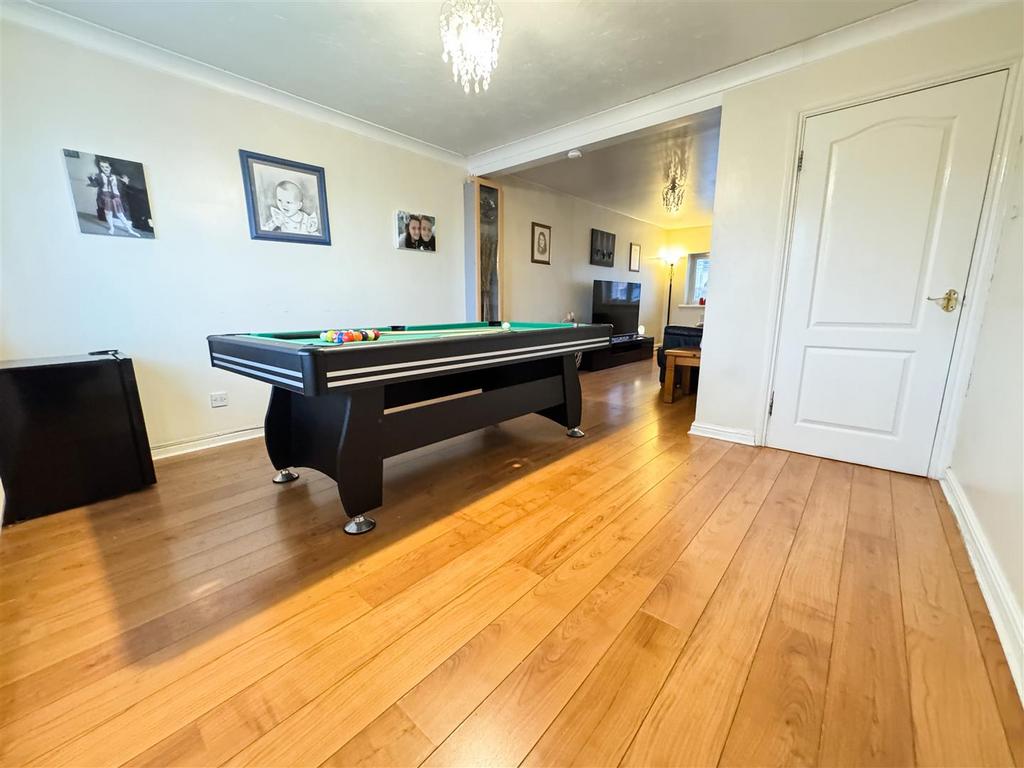Lounge and games room