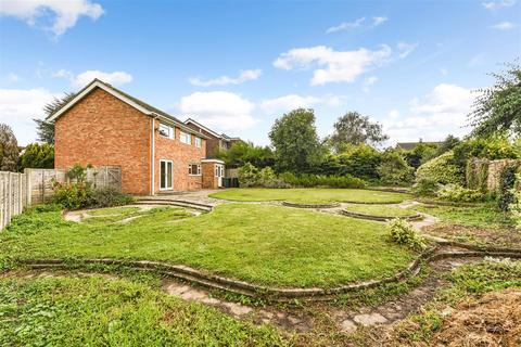 4 bedroom detached house for sale, Gloucester Way, Chichester