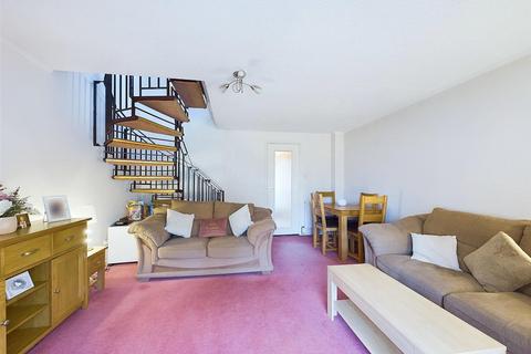1 Cotton Close, Abbeymead, Gloucester, GL4 5BA