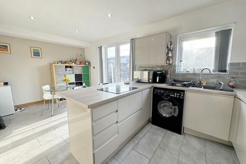 3 bedroom semi-detached house for sale, Clwyd Avenue, Abergele, LL22 7NF