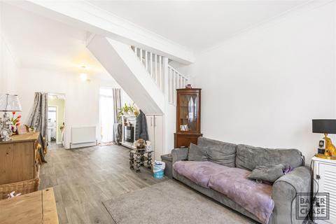 2 bedroom terraced house for sale, Batley Road, Enfield EN2