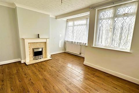 2 bedroom maisonette for sale, Robinhood Green, Orpington