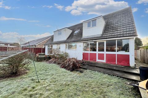 3 bedroom detached house for sale, St. Helens Close, Preston