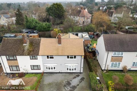 4 bedroom semi-detached house for sale, Parkfields, Roydon, Harlow