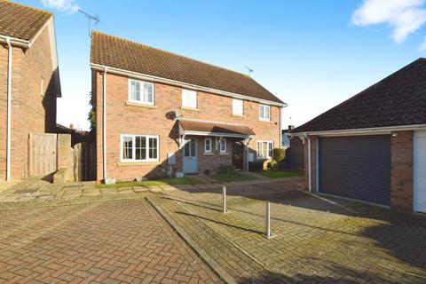 3 bedroom semi-detached house for sale, Randolph Close, Ipswich, Suffolk, IP4