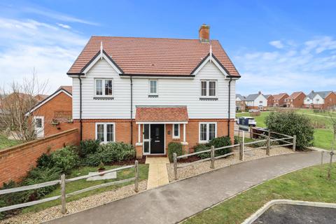 4 bedroom detached house for sale, Hellingly BN27