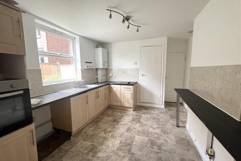 2 bedroom flat to rent, Norwich Road, Ipswich