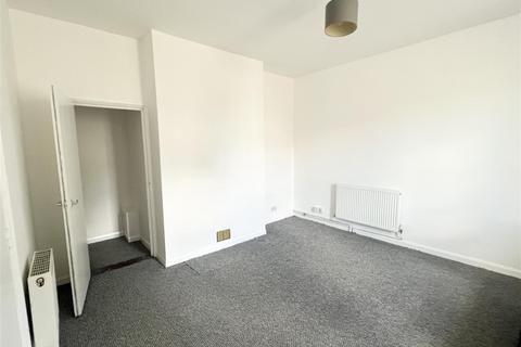 2 bedroom flat to rent, Norwich Road, Ipswich