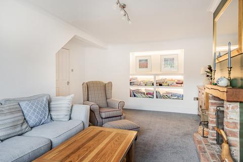 5 bedroom end of terrace house for sale, The Close, Eckington, Pershore