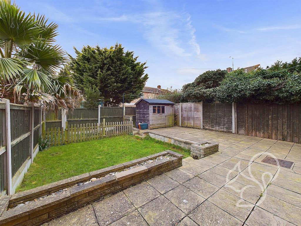 CAM03877 G0-PR0111-STILL015.jpg