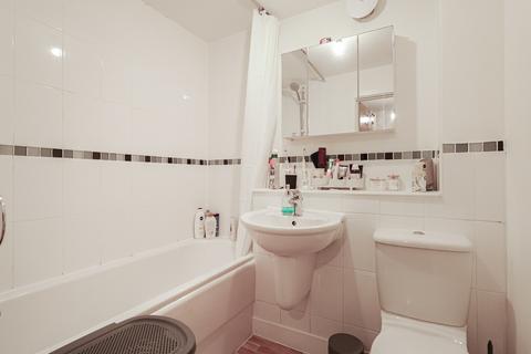 29 Brook Square, London, SE18 4NB