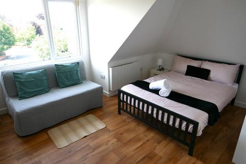 Studio to rent, Flat 7, Primerose, Bournemouth, BH3