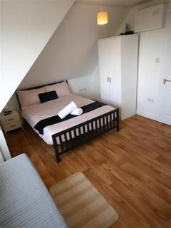 Studio to rent, Flat 7, Primerose, Bournemouth, BH3