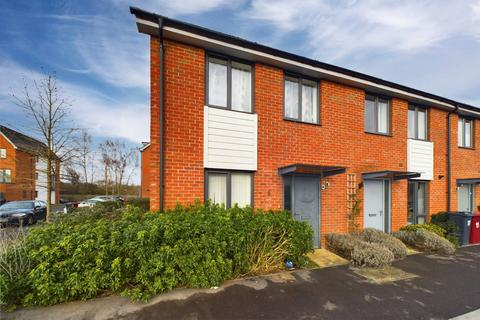 2 bedroom end of terrace house for sale, Alexander Turner Close, Reading, Berkshire, RG1