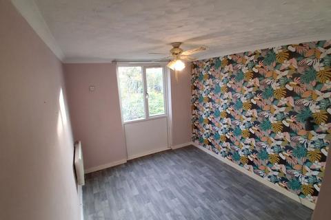 73 Awel Mor, Llanedeyrn, Cardiff, CF23 9QB
