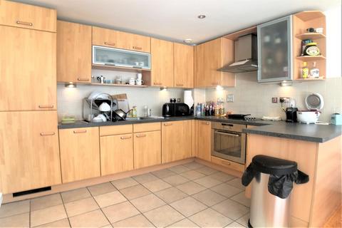 2 bedroom apartment to rent, Baltic Apartments, Royal Docks, E16