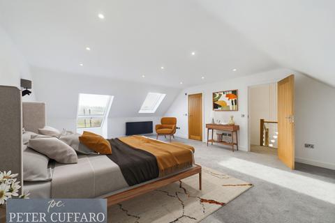 5 bedroom detached house for sale, Walnut Tree Close, Nazeing EN9