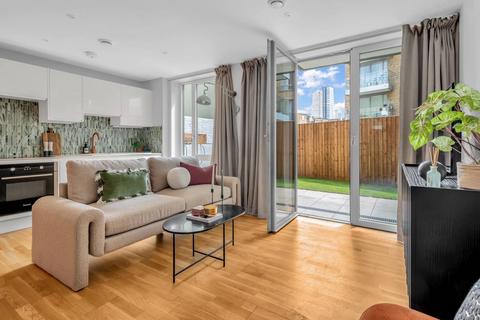 Keymer Place, Tower Hamlets, London, E14