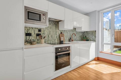 Keymer Place, Tower Hamlets, London, E14