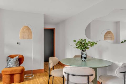 Keymer Place, Tower Hamlets, London, E14