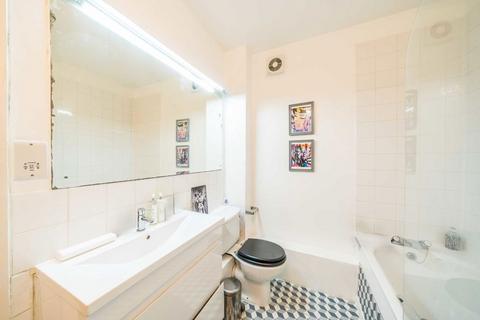 1 bedroom flat for sale, Kew Gardens Road, Kew TW9