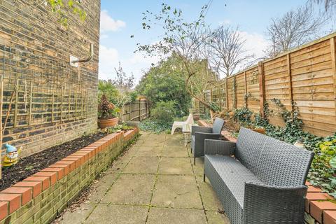 2 bedroom flat for sale, Crouch Hall Road, Crouch End