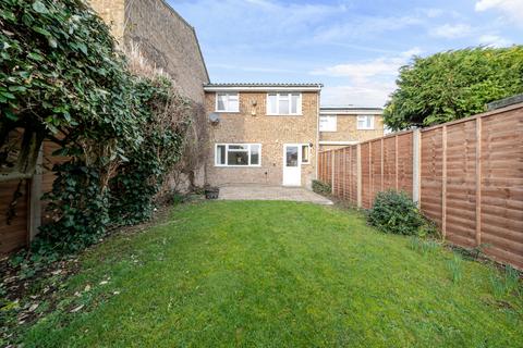 7 Haslam Close, Uxbridge, UB10 8TJ