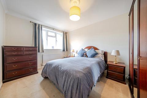 7 Haslam Close, Uxbridge, UB10 8TJ