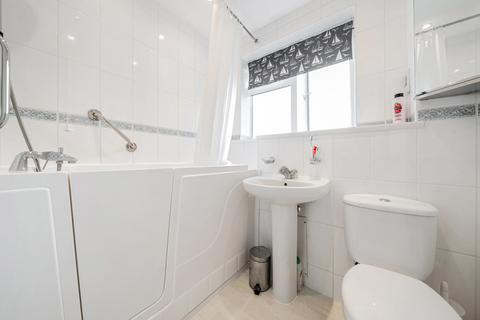 7 Haslam Close, Uxbridge, UB10 8TJ