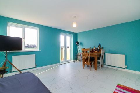 2 bedroom flat for sale, Friars Rise, Whitley Bay