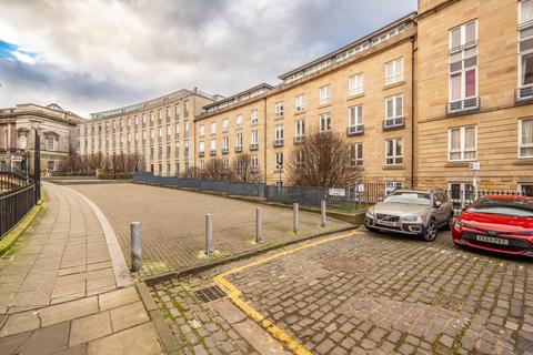 2 bedroom flat for sale, 27/2 Fettes Row, New Town, Edinburgh, EH3