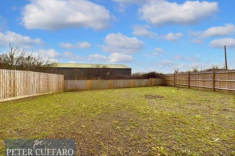 undefined, Walnut Tree Close, Nazeing EN9
