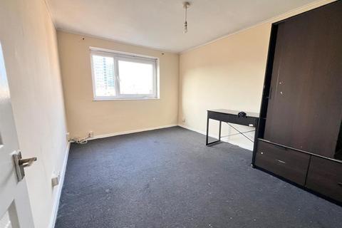 1 bedroom flat for sale, Harts Lane, Barking