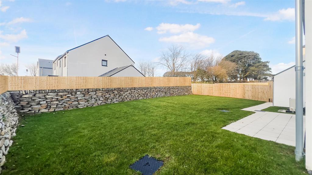 Enclosed Rear Garden