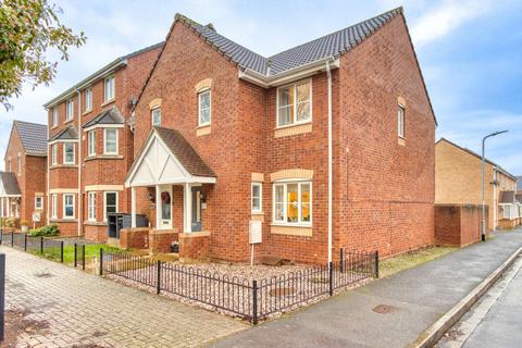 3 bedroom end of terrace house for sale, 68 SEVERN DRIVE, TAUNTON