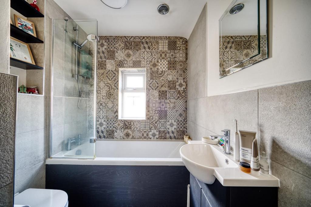 32 Grenville Avenue - Mark Templer X Photo CB 20.jp