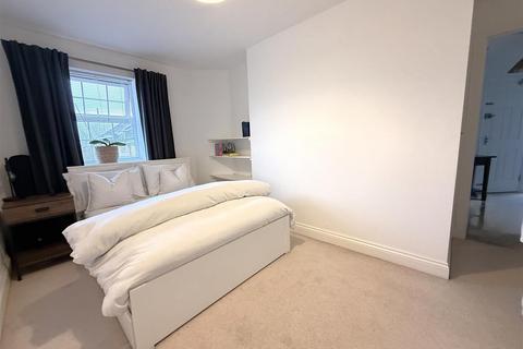 2 bedroom apartment for sale, Swale Grove, Bingham