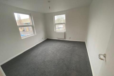 2 bedroom apartment to rent, 41-47 Western RdMitchamSurrey