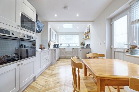 86 Basin Road, Heybridge Basin, Maldon, CM9 4RW