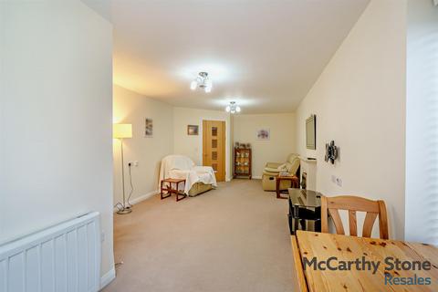 1 bedroom apartment for sale, Crocus Court, Station Road, Poulton-Le-Fylde, FY6 7XJ