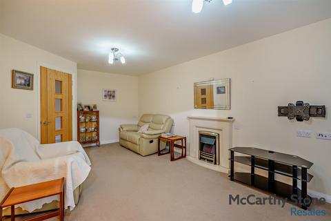 1 bedroom apartment for sale, Crocus Court, Station Road, Poulton-Le-Fylde, FY6 7XJ