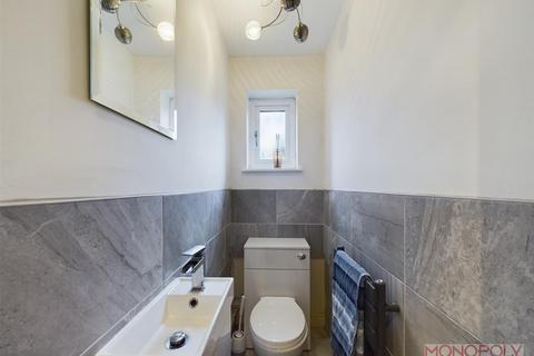 14 Bickleywood Drive, Wrexham, LL13 9XA