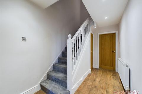 14 Bickleywood Drive, Wrexham, LL13 9XA