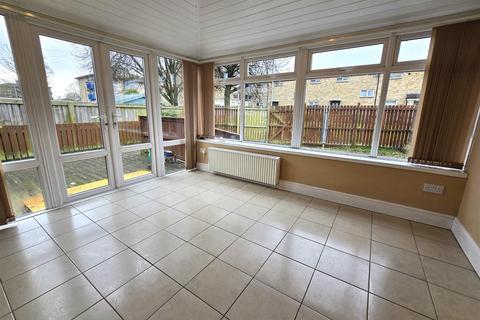 2 bedroom bungalow for sale, Ogilvie Square, Calne