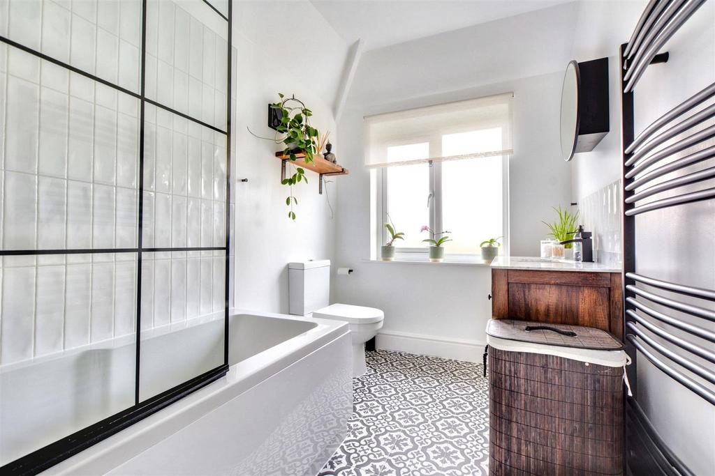 Bathroom.jpeg