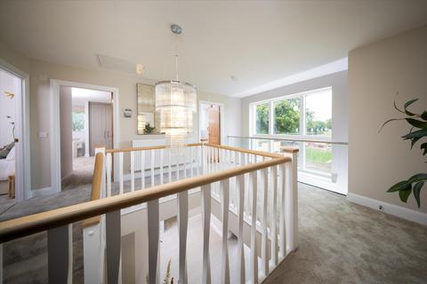 3 bedroom end of terrace house for sale, Spine Road West, Ashton Keynes, Cirencester, SN6