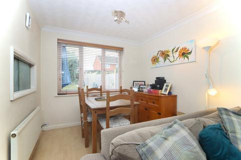 1 Avocet Drive, Kidderminster, DY10 4JT